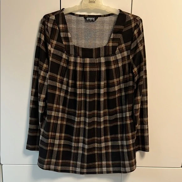 BloomChic Brown Plaid Women's Top NWOT - Picture 4 of 10